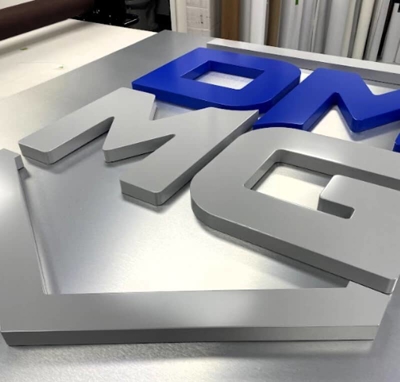 Custom dimensional letters Photo